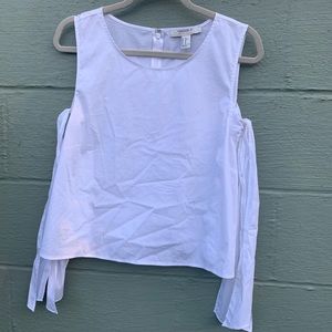 3/$15!! Forever 21 White Tie Up Tank